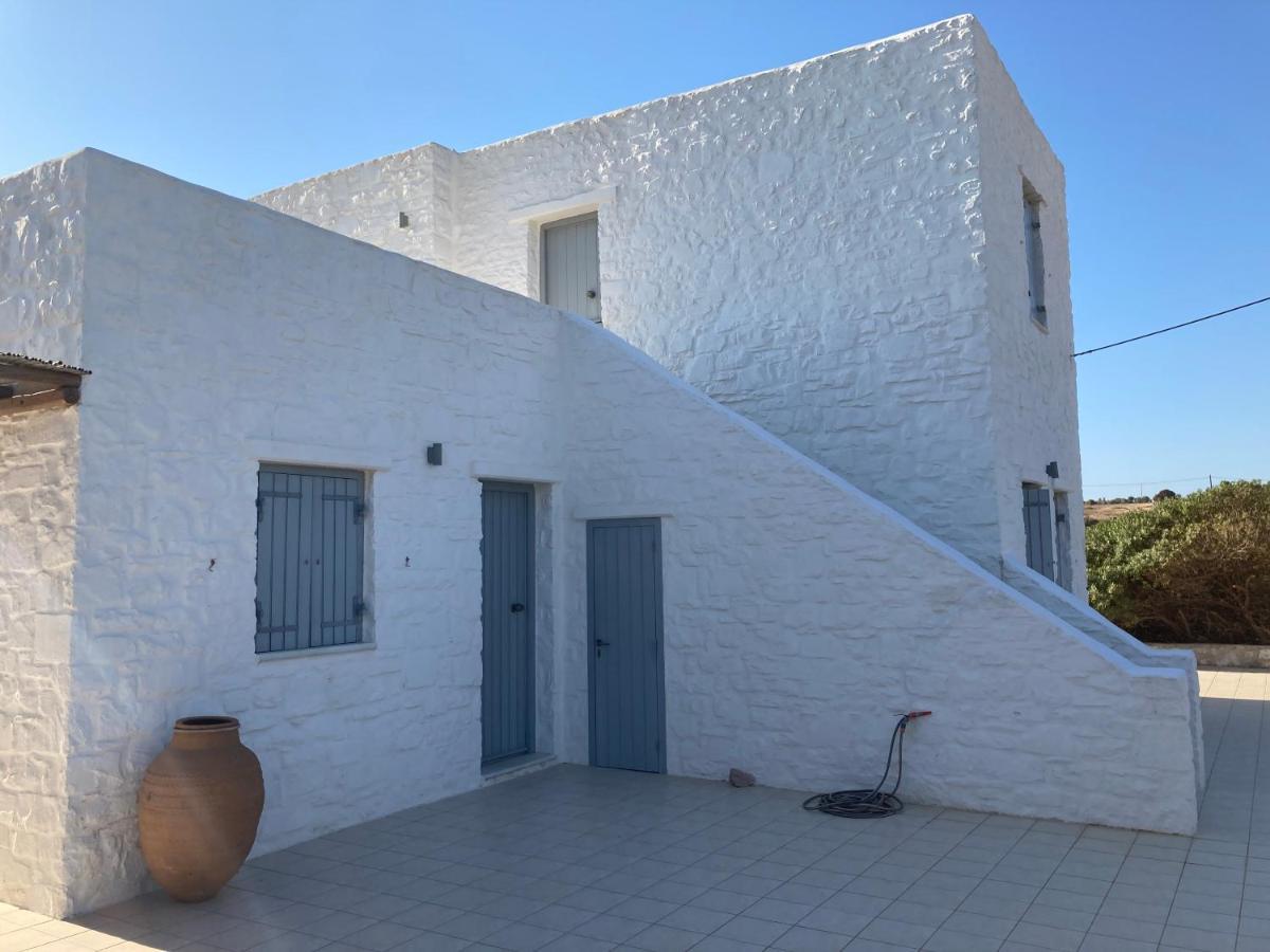 La Maison D'Helene Naousa  Exterior photo